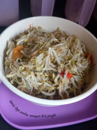 Langkah Gampang Menyiapkan Resep Tumis toge pedas campur teri jengki yang Lezat Anti Ribet, Bikin Ngiler