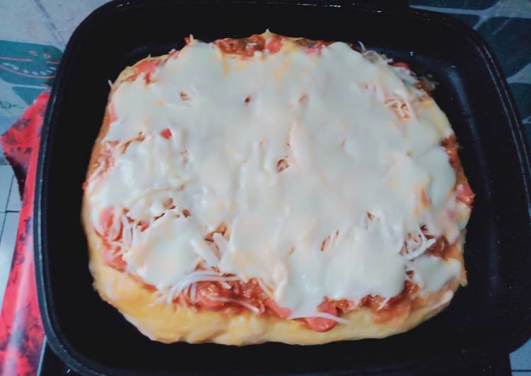 Cara Gampang Memasak Piza teflon sederhana dan empuk yang Lezat Sekali