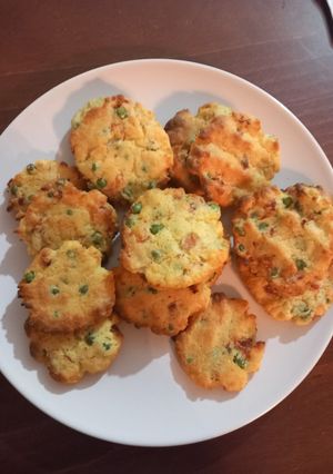 Φωτογραφία της συνταγής Αλμυρά "cookies" πατάτας με αρακά