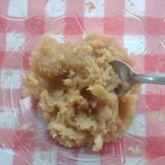 Una foto de Puré de manzanas al microondas