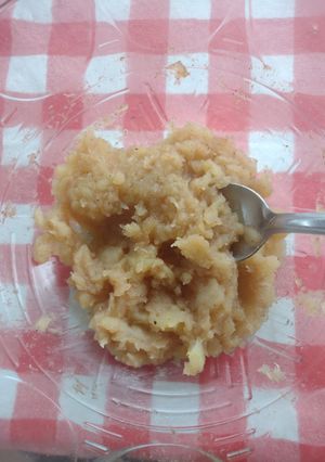 Una foto de Puré de manzanas al microondas