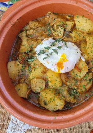 Una foto de Guiso de patatas con setas