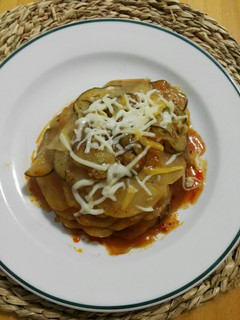 Una foto de Milhojas de patata y calabacín