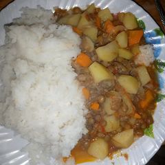 A picture of Potato stew with Lentils (Kamande).