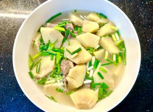 Hình của món Canh sake hầm xương.