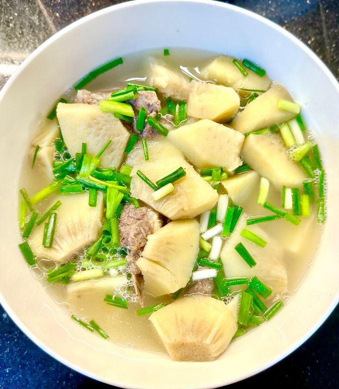 Hình của món Canh sake hầm xương.