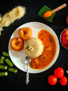 வென் பொங்கல் (Ven pongal recipe in tamil) செய்முறை முக்கிய புகைப்படம்