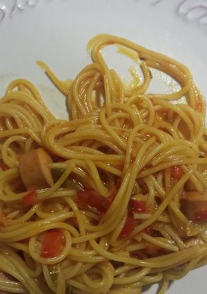 Foto principal de Espaguetis con salchichas