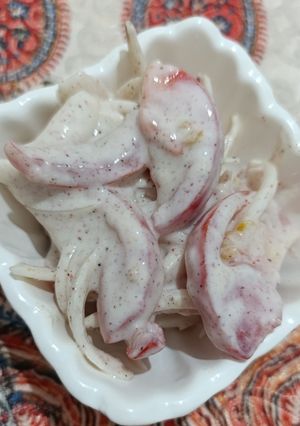 عکسی از دستور سالاد روسی گوجه فرنگی
