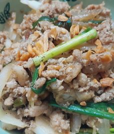 thịt lợn xào hành tây