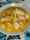 Guiso de Pollo con Patatas y Pimiento