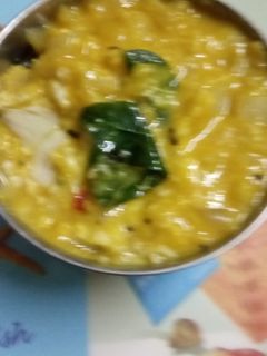 வாழைத்தண்டு பால் கூட்டு (Vaazhaithandu paal kootu recipe in tamil) செய்முறை முக்கிய புகைப்படம்
