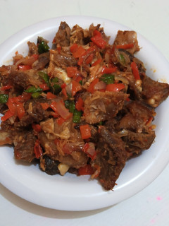 A picture of Peppered Asun. (Goat meat).
