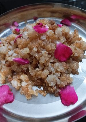 A picture of Coconut crumble.