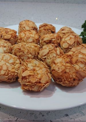 杏仁蝦球 的食譜成品照片