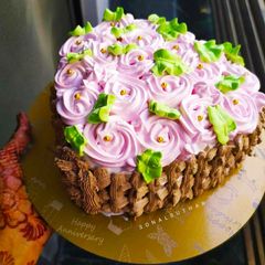ફ્લાવર બાસ્કેટ કેક (Flower Basket Cake recipe in Gujarati) A picture of ફ્લાવર બાસ્કેટ કેક (Flower Basket Cake recipe in Gujarati).
