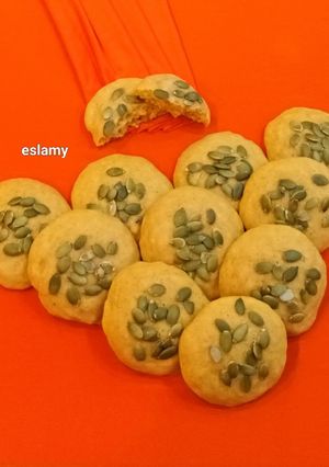 عکسی از دستور کلوچه کدو حلوایی با شکر سرخ