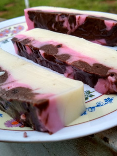 சாக்கோ ரோஸ் பிரட் புட்டிங் (Choco Rose Bread Pudding Recipe in Tamil) செய்முறை முக்கிய புகைப்படம்