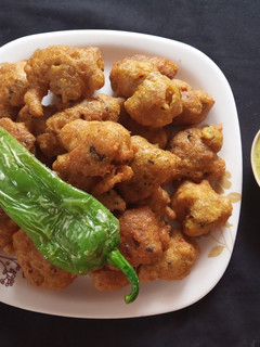ભાત (ચોખા) ના પકોડા રેસીપી મુખ્ય ફોટો