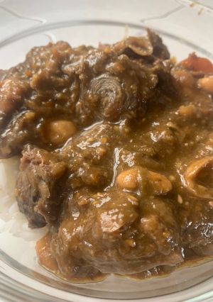 A picture of Spicy Oxtail.