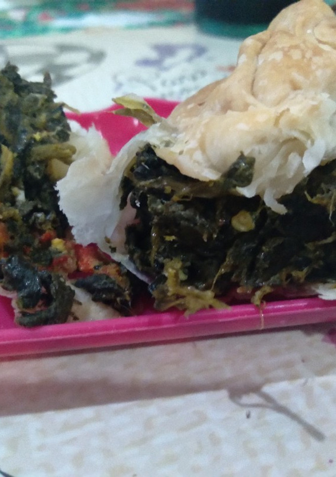 Una foto de Empanadas de espinaca y hojas de remolacha 🥟