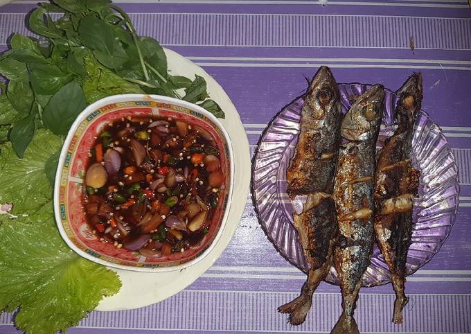 Ikan bakar happycall sambal colo-colo enaakkk