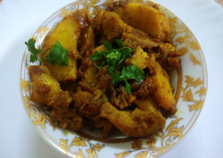 Recipe of Any-night-of-the-week Halwai Style Gobhi Aaloo