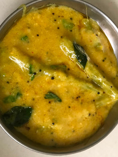 સરગવા ની સીંગ નું શાક(sargva ni sing nu saak recipe in Gujarati) રેસીપી મુખ્ય ફોટો