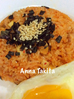 Foto resep Bokkumbap (Nasi goreng kimchi a la Korea)