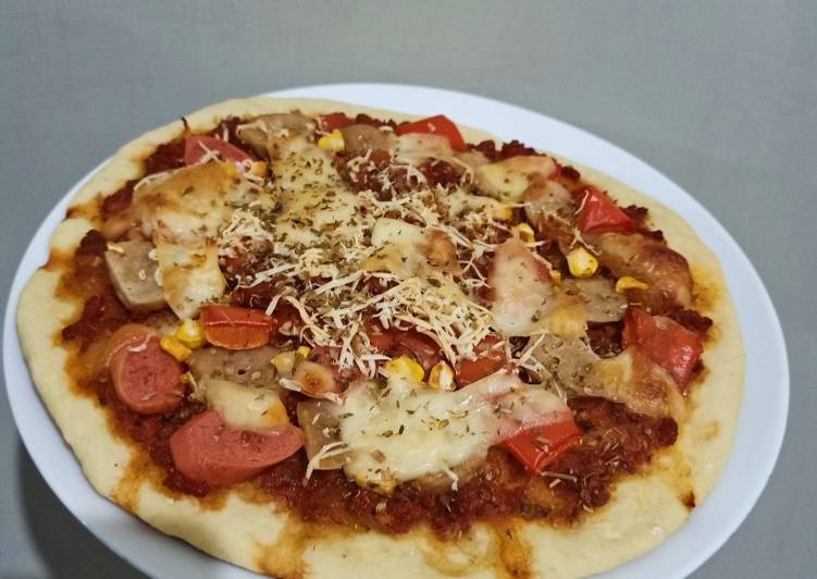 Homemade Pizza (sausnya juga)