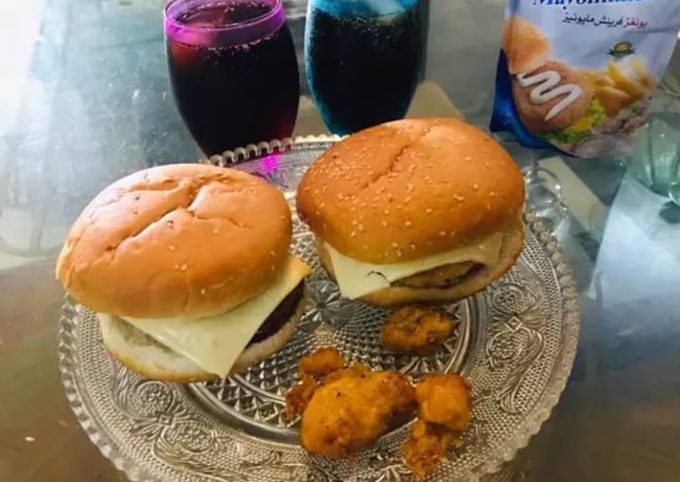 Recipe of Award-winning Chicken pattie burger