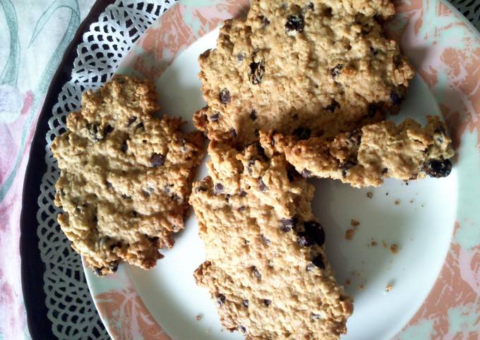 Simple Way to Make Jamie Oliver Oats, chochip &amp; raisin cookies