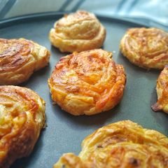 A picture of Cheesy Beany Puff Pinwheels.