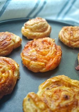 A picture of Cheesy Beany Puff Pinwheels.