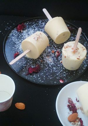 A picture of Mango-Coconut Kulfi.