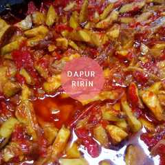 A picture of Jengkol sambal bawang.