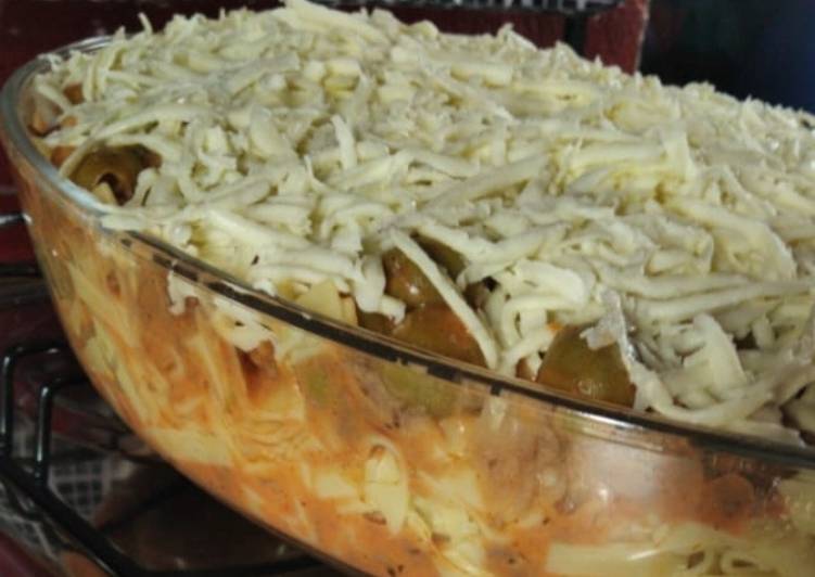 Macarrão cremoso de forno