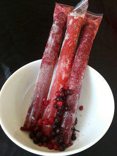 A picture of Berry Lemonade(Ice Pops).
