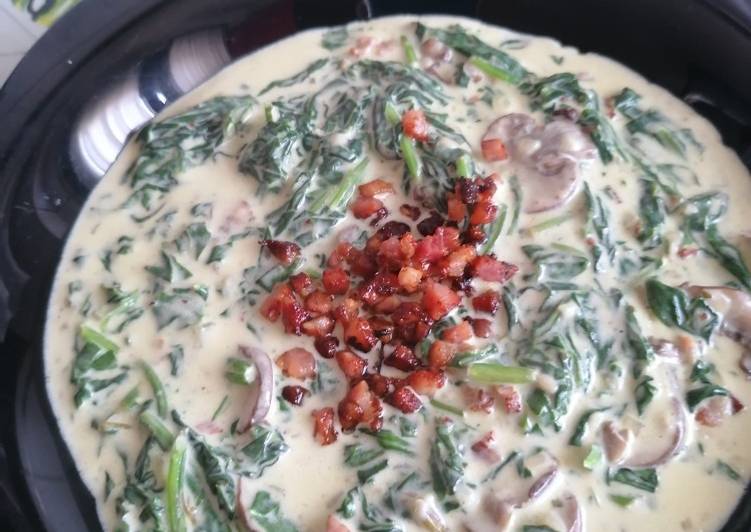 Espinacas con nata, bacon y portobello