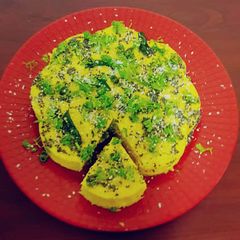 A picture of Khaman dhokla.