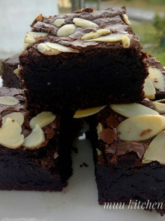 Foto resep Shiny crust brownies|fudgy