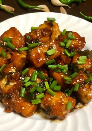 A picture of Restaurant style chilli Paneer.