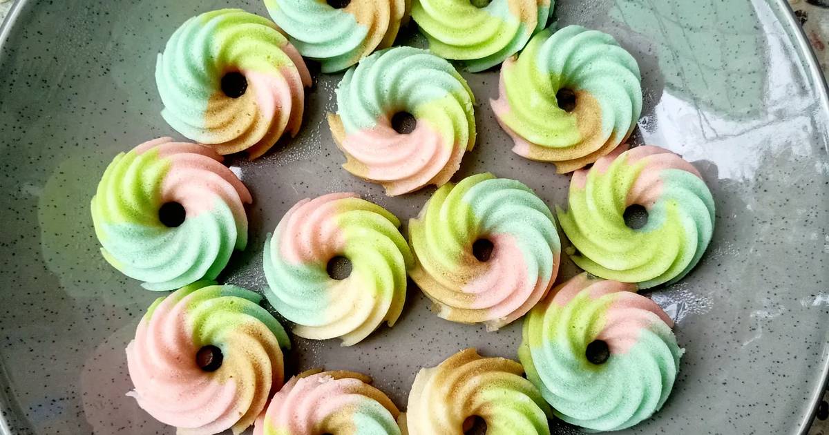 Resep Bolu Kukus Santan Rainbow Oleh Lia Septiana Cookpad