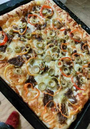 A picture of Homemade pizza 🍕.