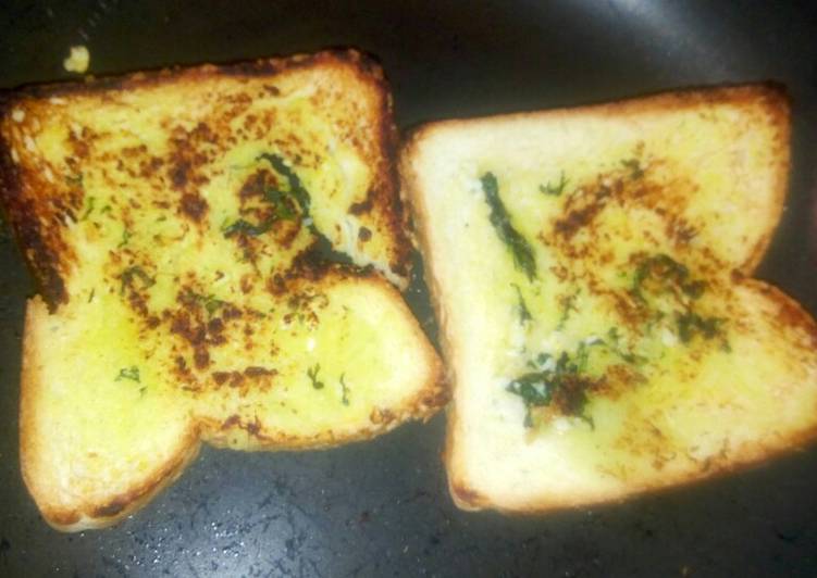 Garlic spiced bread