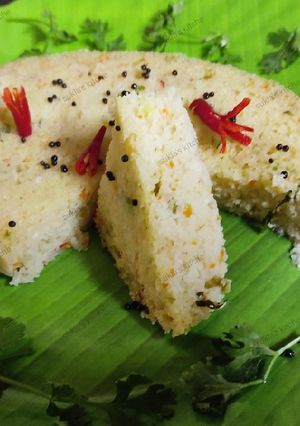 হোয়াইট ভেজ সুজি ধোঁকলা রেসিপির প্রধান ছবি
