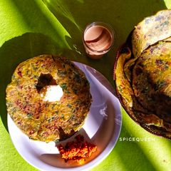 A picture of Hariyali Paratha.
