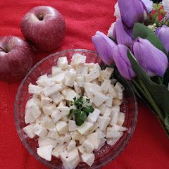 A picture of Caesar salad.