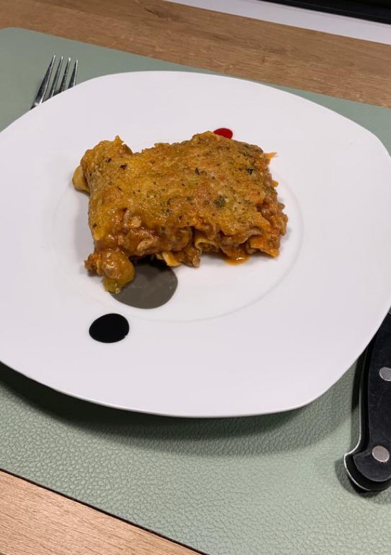 Una foto de Lasaña boloñesa sin bechamel