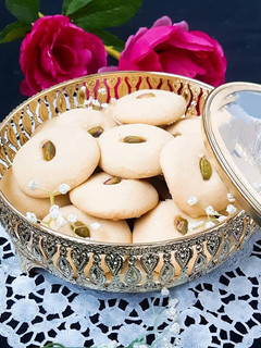 عکسی از دستور شیرینی ساده غریبه